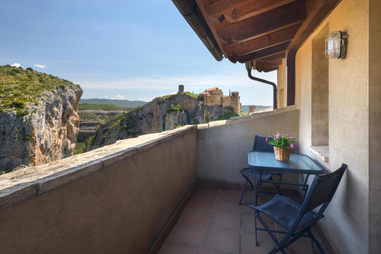 Apartamentos Casa Aurelia Alquezar Ngoại thất bức ảnh