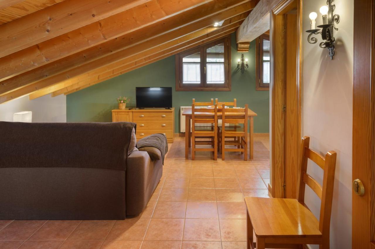 Apartamentos Casa Aurelia Alquezar Ngoại thất bức ảnh